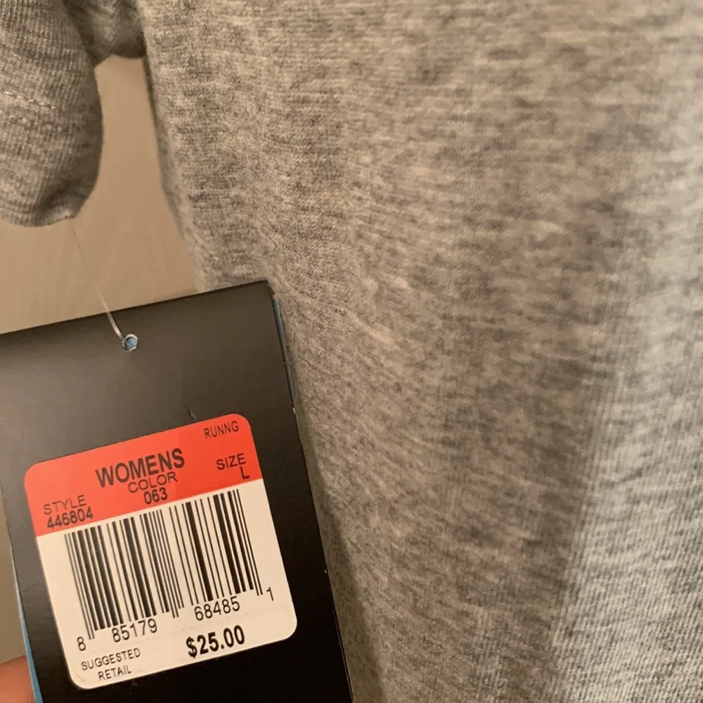 NIKE What’s Better Than Great? ME. Shirt NWT
